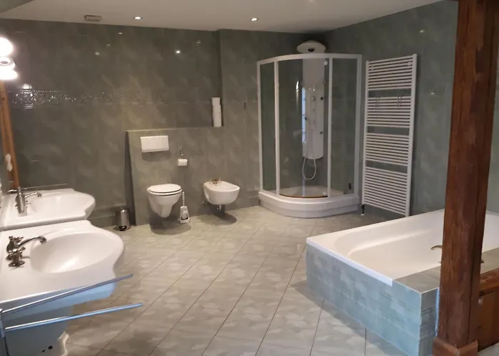 Kleines Paradies Apartament *